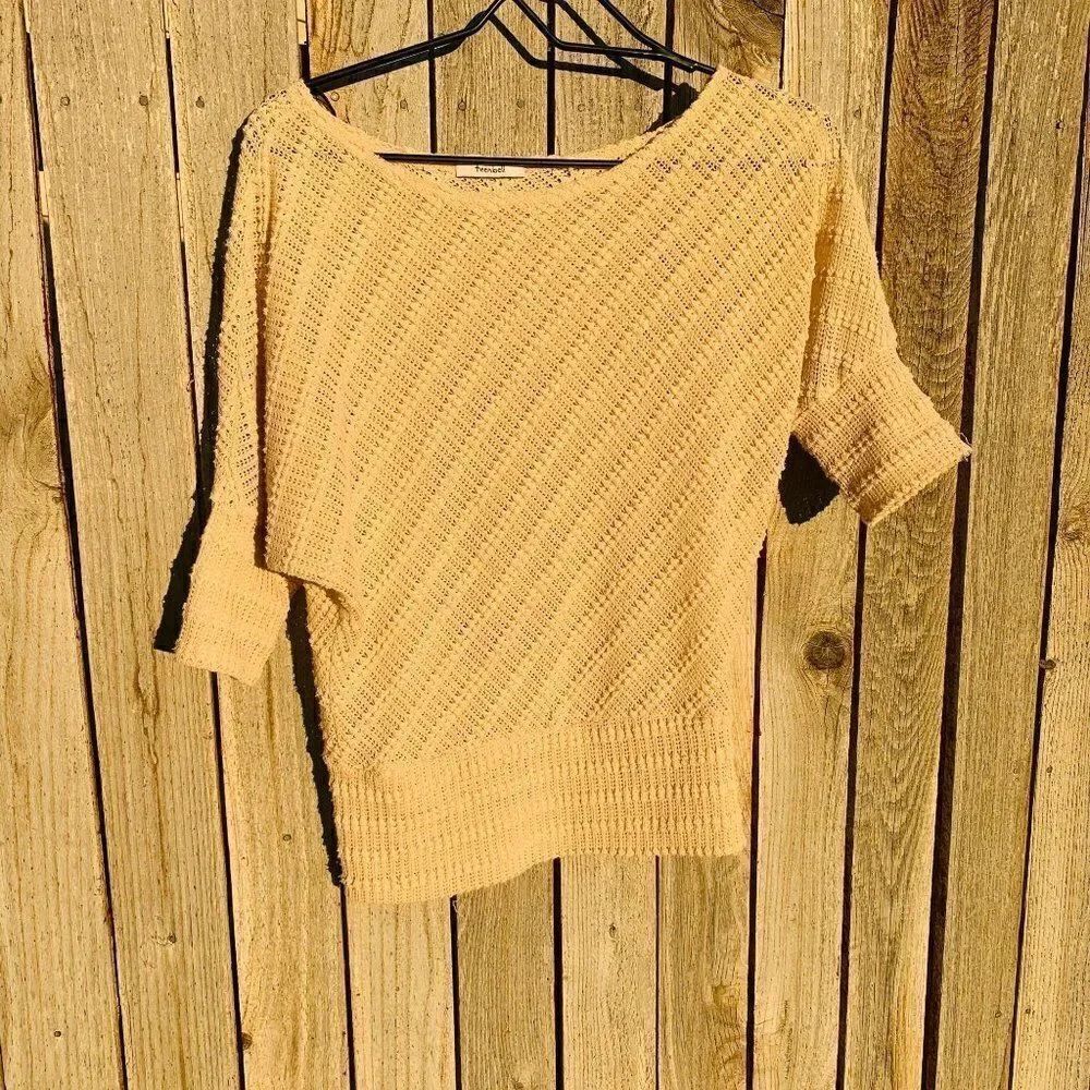 Teenbell sweater mid sleeve jr large